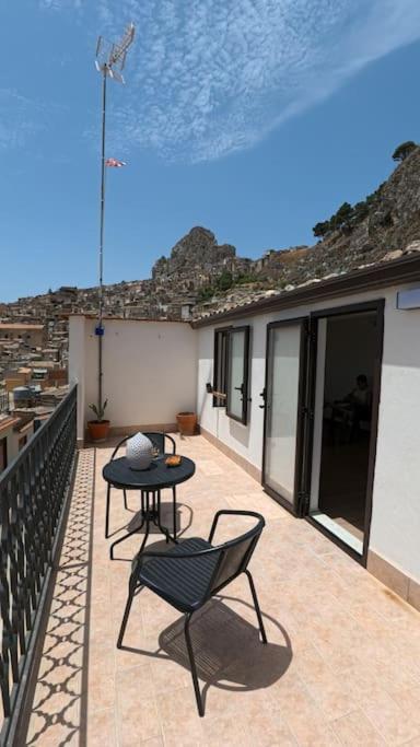 B&B Camurria Caltabellotta Exterior photo